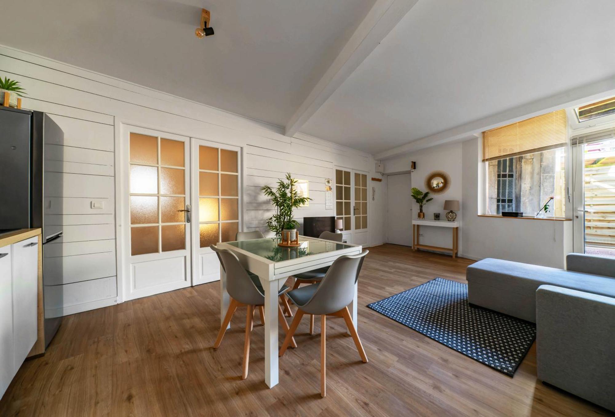 Le Celestin - Appartement 2 Chambres Avec Jardin En Centre Ville Виши Екстериор снимка